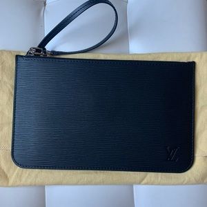 Louis Vuitton removable zippered clutch